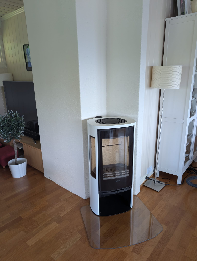 Hvit Contura 856G Style som matcher rommet